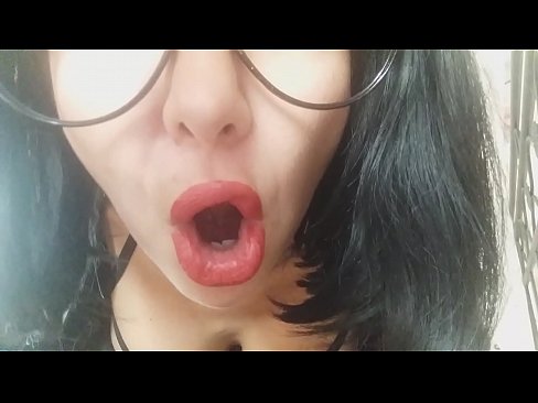 ❤️ Cari, a to matrigna ùn ti lascia micca andà à a scola oghje... Aghju bisognu di tè troppu... ❤❌ Pornu di qualità à co.com-porn-mz.ru ❌️❤