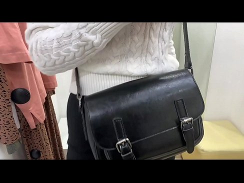 ❤️ Masturbazione publica di a ghjovana cagna FeralBerry cù un dildo in a sala di prove ❤❌ Pornu di qualità à co.com-porn-mz.ru ❌️❤